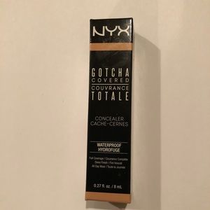 NYX Gotcha Covered Concealer Sand GCC08